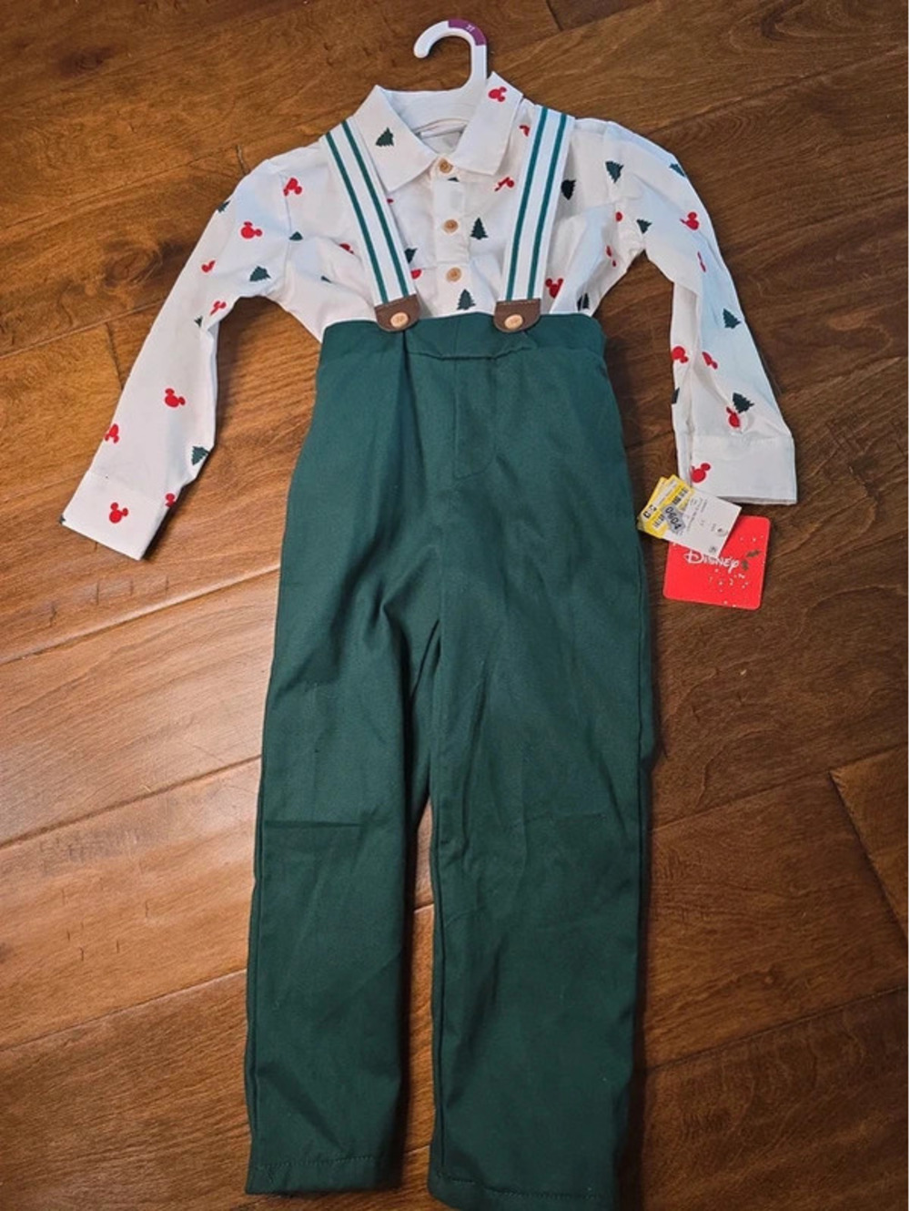 3t brand new christmas disney outfit item 604G8